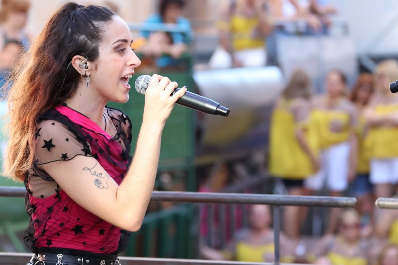 Galeria de fotos (no oficials) del Dia de les Quintades a Pedreguer Galeria de fotos (no oficials) del Dia de les Quintades a Pedreguer